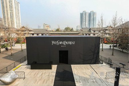 黑鴉片女士香水上市發(fā)布會