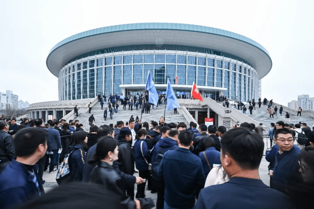 潮起海闊，共建此時(shí)——華為春季旗艦新品發(fā)布會(huì)全回顧